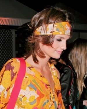 Stana Katic Instagram - #MondayMemreez

#BringBackTheScarf