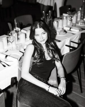 Stefania Liberakakis Instagram - Gisteravond een top dinner gehad met deze leuke meiden🤍

Thanks @zadigvoltaire @it_agency for the invite🤍

 #dinner
 #girsnight 
 #zadigetvoltaire