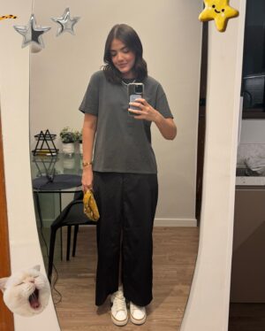 Stefany Vaz Instagram - Looks que gostei muito 🗣️

A série de looks ainda não acabou 🤭