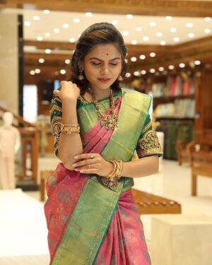 Suba Priya Arasarathinam Instagram - Attitude & Elegance ♥️