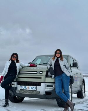 Sumaiya Naaz Instagram - Luxury, Adventure and Unstoppable ambition 😎 This is how we roll 🤙 

Thanks for this Epic Iceland Road Trip @roadtripsmadeepic