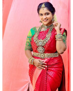 Swetha Vijay Instagram - எனக்கு கல்யாணம்❤️

Mua @jaanumakeoverartistry 
Costume @mokshe_rental_destination 
Jewellery @chennai_jazz 

#chinnamarumagal #vijaytv #vijaytvserial