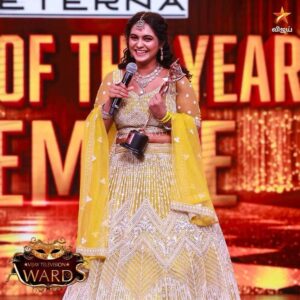 Swetha Vijay Instagram - Find of the year (Female) - #Swetha 😍 #NowShowing - 9th Annual Vijay Television Awards #VijayTelevisionAwards #VTA #VijayStars #VijayTelevision #VijayTV