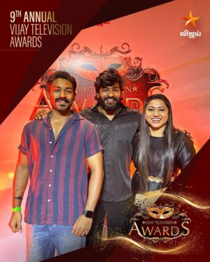 Swetha Vijay Instagram - #ChinnaMarumagal Team 🤩♥️ #Sweatha #Punitha #Gurupharan #NavinKumar #SweathaSubramanian #ThamaraiSelvi #9thAnnualVijayTelevisionAwards #Prelude - Today @ 4:30 pm #VijayTelevisionAwards #VTA #9VTA #VijayTelevision #VijayTV