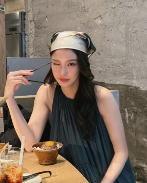 Tipnaree Weerawatnodom Instagram - Love this mood 🥚🍚🥢 @cosstores 

#COSThailand