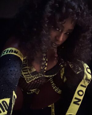 Trinity Fatu Instagram - Proceed with caution ⚠️ #smackdown #wwebologna 
Gear @usamaishtayofficial 
Hair @vixvixens @shamrockin77 
Coat @starrland
