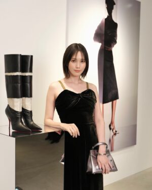 Tsubasa Honda Instagram - 👠☁️
「クリスチャン ルブタン」と「メゾン マルジェラ」の
初コラボレーションによるコレクションローンチイベントに行ってきました！

2つのブランドの遺伝子を融合させた唯一無二のシューズが
まるで芸術品のようで…美しかったです💍⊹ ࣪ ˖
@christianlouboutin 
@maisonmargiela 
#ChristianLouboutin
#MaisonMargiela
#pr