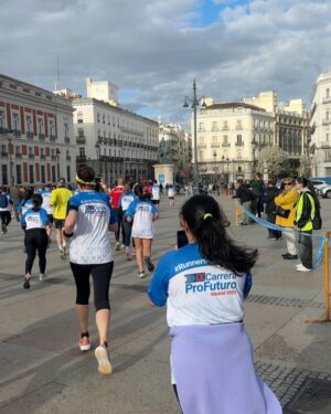 Vanesa Romero Instagram - Domingo de carrera 🏃‍♀️ por Madrid  con @monicasainz_fisio ☺️…¡Qué maravilla, que gozada! ¿Cuando la siguiente 😄?
Gracias @carmenbone @b.onecomunicacion
