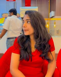 Actress Vishnupriya HD Photos and Wallpapers October 2024