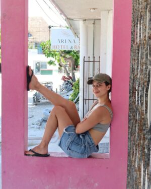 Vivianne Dietz Instagram - ⛱️🍒💘