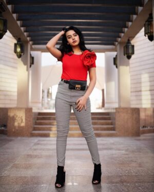 Waad Mohammed Instagram - 🖤🖤🖤