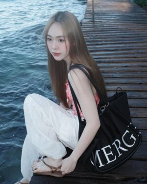 Wanwimol Jaenasavamethee Instagram - 🧜🏻‍♀️🌺🐌🩵🏹..