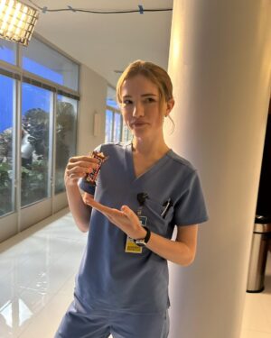 Willa Fitzgerald Instagram - Round #1 of #BTS for #PULSE in celebration of our first weekend on @netflix. I Iove this cast big time, and I hope you’re falling in love with them too. 🫀🚑❣️