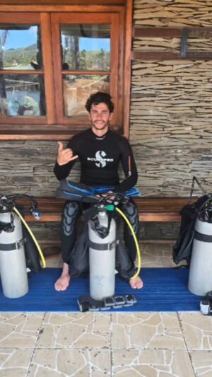 Yamna Lobos Instagram - Nuevas experiencias🤿🐠🗿❤️
Acompañando a mi amorcito 💋💋💋