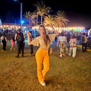 Yamna Lobos Instagram - 📸🗿🌴👨‍👩‍👧❤️🥥

Saludos mi gente!!! 
Cariños💋💋💋