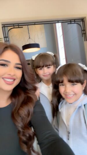 Yasmin Abdulaziz Instagram - القمرات دول بناتي في المسلسل 🥰🥰