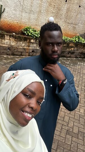 Yasmin Said Instagram - Odogwu don vex 😂😂🫶🏾 @djaymeek 🥹

#eid #saum #food #eidmubarak❤️ #eidulfitr #odogwu #odogwu #naija #naijasalesmaker #naijamovie #naijamoviestars #naijamovieauditions