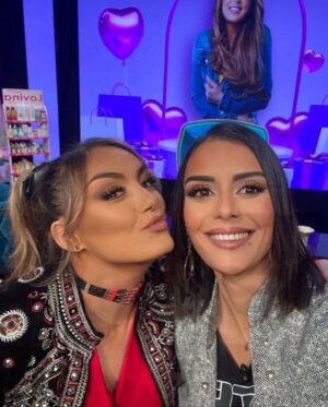 Yasmine Ammari Instagram - Saha Ftorkoum RDV LYOUM A23h45 sur @echorouktv.officiel  habillée par @glamour_in_vogue ❤️❤️❤️