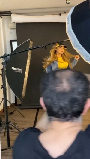 Yasmine Ammari Instagram - @samira_extention_de_cils  @lart_officiel 📸 @glamor.modeling @nailou_shl  @skyprods