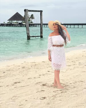Yasmine Ammari Instagram - تاڤي لي راك حاب تسافر معه ؟؟؟
Taguez la personne que vous souhaitez voyager avec elle ✈️🚤⛵️🏝️