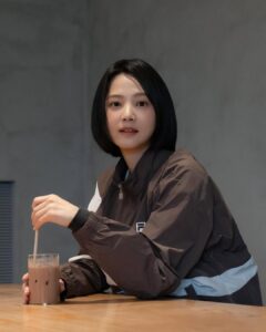Actress Yoon Seung-ah HD Photos and Wallpapers March 2025