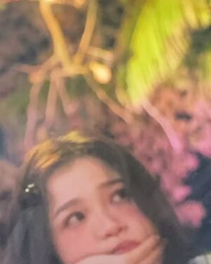 Yu Shuxin Instagram - 暮暮宝宝杀青快乐 

打卡了剧本上的饭店 

很特别的一段回忆