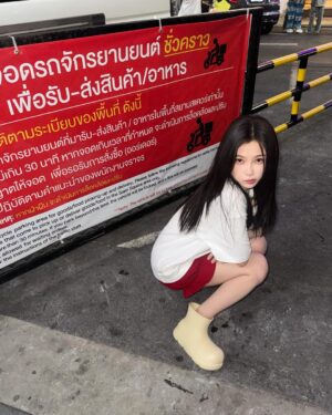 Yu Shuxin Instagram - 泰兰德生活🚗