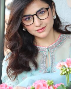 Actress Yumna Zaidi HD Photos and Wallpapers April 2025