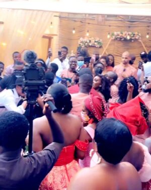 Yvonne Okoro Instagram - Hey Baby...Me heart U..God bless your union @roselineokoro