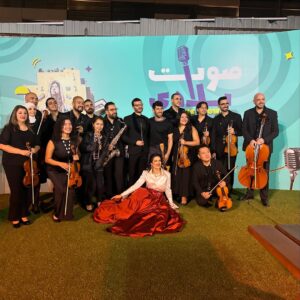 Zain Awad Instagram - @sawtbladi 🎙️🎤
#zainawad 
@nas.entmt #love 
#music #lovejo 
style 
@alaasamman_ 
@amjadhamori 
Makeup @makeupbyissahishan 
Hair @george.zahra