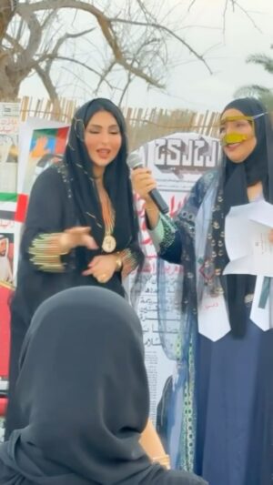 Zainab Al Askari Instagram - كلمة من القلب لاهل القلوب الطيبة ❤️الامارات الحبيبة❤️#الامارات #العطاء #الوطن #المركزالاول #الامارات_دبي_العين_ابوظبي_عجمان_الشارقه_راس_الخيمة_ام_القيوين_الفجيرة