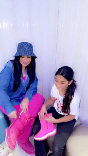 Zainab Al Askari Instagram - مساءكم محبة يااجمل الاحبه🌸🌸🌸#سفر #صيف #اجازه #دلع #تايلند #سعاده #فرح