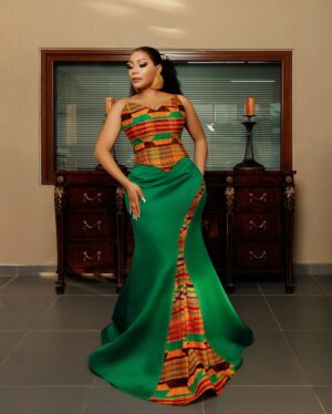 Zynnell Zuh Instagram - Still inspired by the strength, grace, and purpose of women everywhere. 💫

We dream, we build, we lead and in every space we enter, we leave a mark that’s bold and undeniable.

Ghana’s Independence and International Women’s Day reminded me of the beauty, resilience, and power woven into our stories.

May we continue to stand tall, break barriers, and shape the world.

Here’s to the women. Here’s to the freedom. Here’s to us. 🇬🇭❤️ #GHANAMONTH

#InternationalWomensDay #IWD2025 #WomenWhoInspire #WomenEmpowerment #SheLeads #CelebrateWomen #WomensDay #GirlPower

Kente Dress @zyellegant