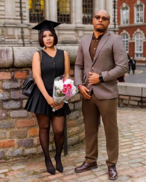 Zynnell Zuh Instagram - My ever-supportive yet annoyingly lovable big brother was there to cheer me on!!😃🎉💃💃 #MasterofLawsBagged #MilestoneMoment