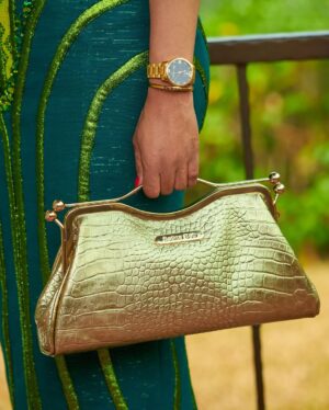 Zynnell Zuh Instagram - A masterpiece is never complete without the finest details.✨ With my personalized @cavemanwatches watch a tribute to time, legacy, and craftsmanship and a radiant champagne gold @selinabeb bag that glimmers with elegance, I carried the essence of sophistication with me.
Wesley Girls taught me that success is in the details,every choice intentional, every piece with purpose. These accents weren’t just accessories; they were symbols of a legacy,timeless, bold, and iconic. 🕰️💛
The story continues… 
#CavemanWatches #selinabeb #LuxuryInDetails