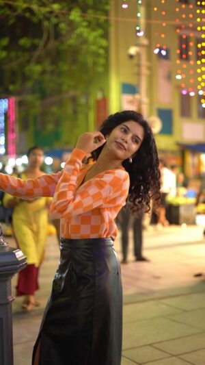 abinayaa ravichander Instagram - #Vazhithunaiye 🤍🫰

@pradeep_ranganathan @kayadu_lohar_official @ashwath_marimuthu @leon.james #sidsriram @wikkiofficial 
@agsentertainment @thinkmusicofficial 

Hook step choreo: @karthik_katy
Shot by : @thiru._.official 

#ThinkMusic #dragon