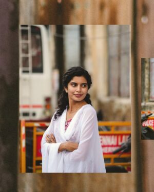 abinayaa ravichander Instagram - 🤍 

In Frame :// @abinayaa_ravichander 
Edit :// @kidyplays 

#amaran