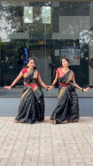 abinayaa ravichander Instagram - 🖤
.
.
.
#reels #reelsvideo #reelsinstagram #reelitfeelit #reelkarofeelkaro #reelsindia #reelsofinstagram
#instagram #instagood #instadaily #trendingreels #trendingsongs #trend #dance #dancereels