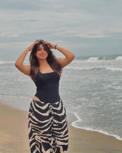 Actress ayshayrav HD Photos and Wallpapers December 2024