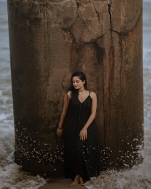 kavya amira Instagram - NENJUKKULE

 ft : @kavya_amira_official 

📸 @vickykarnan_ 

 #instareels #instalike #reelsinsta #likesforlike #insta #trend #exploremore #photooftheday #viralpost #repost #memes #music #foryoupage #video #bollywood #motivation #reelvideo #beautiful #trendingnow #k #r #mumbai #likes #art #wedding #style #nature