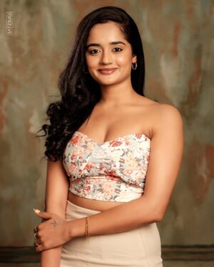 kavya amira Instagram - Ft. @kavya_amira_official
.
Studio: @njstudios_7159
.
Shot & processed by @satzsugi @satzsugiphotography
.
Shot on @fujifilmxindia @fujifilmxtamilnadu
.
.
#satzsugi #retouchbysatzsugi #satzsugiphotography #fashionmodel #fashionshoot #instafashion #fashionstylist #fujilovers #portraitszoom #portraitphotography #indianportraitshub #indoorshoot #beautyphotography #tamil_portraits #persfamous #indianportraits #fujifilmmy #beautyportraits #woman_o_graphy #portraitface #bestportraitsindia #portraitsofficial #BLRPORTRAITS #styling #fashionstyle #fashionista #mediawood_ #editorialshoot #fashionfreak #voguemagazine