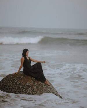 kavya amira Instagram - NENJUKKULE

 ft : @kavya_amira_official 

📸 @vickykarnan_ 

 #instareels #instalike #reelsinsta #likesforlike #insta #trend #exploremore #photooftheday #viralpost #repost #memes #music #foryoupage #video #bollywood #motivation #reelvideo #beautiful #trendingnow #k #r #mumbai #likes #art #wedding #style #nature