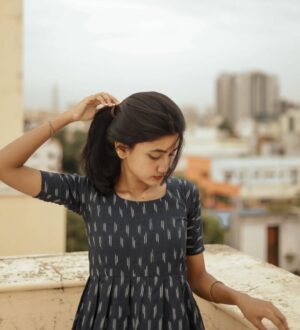 laavanya prol Instagram - 🤍
📸@vasy_vendra 🤍
👗@thread_and_needle_theapparels 
.
.
.
.
#photooftheday #pinterestaesthetic #dress #outfits #photoshooting #photographylovers #potraitphotography #potrait #goldenhour #dearcomrade #instagood #instapost #instafashion #photographer #goodvibes #trend #vibes