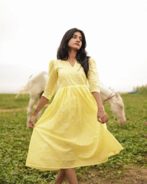laavanya prol Instagram - 🌻
Outfit from @hopovertales 🤍
📸@vasy_vendra 🪄
.
.
.
.
#photooftheday #picoftheday #photographylovers #aestheticoutfit #aestheticoutfit #fashionstyle #instafashion #influencer #dress #outfitoftheday #nature #instagood #instapost #outfit #dresses