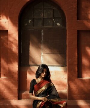 laavanya prol Instagram - ❣️
Frames @vasy_vendra
.
.
.
.
#photooftheday
#pinterestaesthetic #picoftheday #sareelove #saree #black #instagood #indianwear #traditional #instafashion #fashionphotographer
