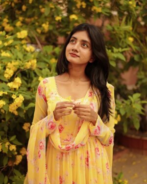laavanya prol Instagram - From Drafttttt 
I might delete this later 🌚😂
.
.
.
#candid #fun #draft #instapost
