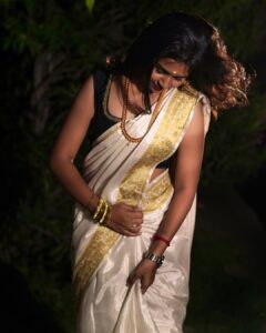 rithanya duraiswamy Most Liked Photos and Posts