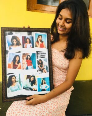 rithanya duraiswamy Instagram - My favourite photo frame💋❤️✨🙈
Page : @cupids_love_box 

#photo #pictureoftheday #instagram #instaphoto #instafashion #photoshoot #photographer #model #poster #pose #smile #polishgirl #white #home #shooting #shoot #blue #background #love #lifestyle #perfect #modeling #portrait #photooftheday #picture #photography #photojournalism #portraitphotography #instadaily #costume