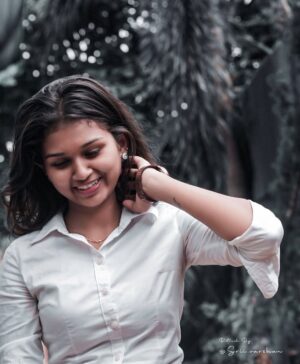 rithanya duraiswamy Instagram - “I saw that you were perfect, and so I loved you. Then I saw that you were not perfect and I loved you even more.”
.
.
PC : @srii.varshan 

#photo #pictureoftheday #instagram #instaphoto #instafashion #photoshoot #photographer #model #poster #pose #smile #rithanyaduraiswamy #red #creators #shooting #shoot #blue #background #love #lifestyle #perfect #modeling #portrait #photooftheday #picture #photography #photojournalism #portraitphotography #instadaily #costume