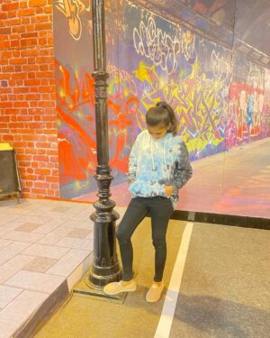 rithanya duraiswamy Instagram - Have the courage to be happy.
.
.
Hoodie from : @enchiiclothing 
.

.

#photo #pictureoftheday #instagram #instaphoto #onam2022 #photoshoot #photographer #model #poster #pose #smile #rithanyaduraiswamy #onamsaree #creators #shooting #shoot #blue #background #love #onamcelebration #perfect #modeling #portrait #photooftheday #picture #photography #photojournalism #portraitphotography #instadaily #costume